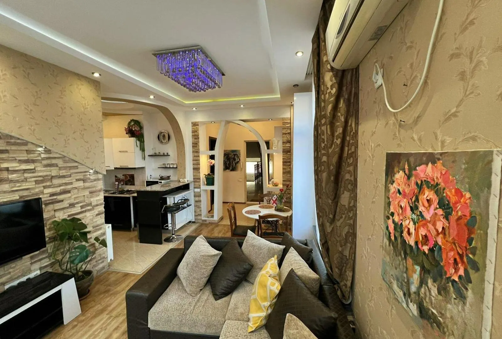 Cozy Apartment In The City Center Mtatsminda Tbilisi 0*,  Georgien
