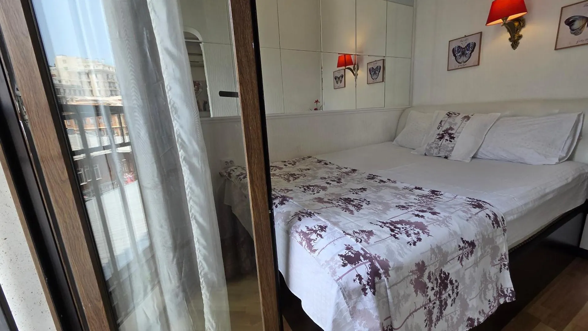 Cozy Apartment In The City Center Mtatsminda Tbilisi