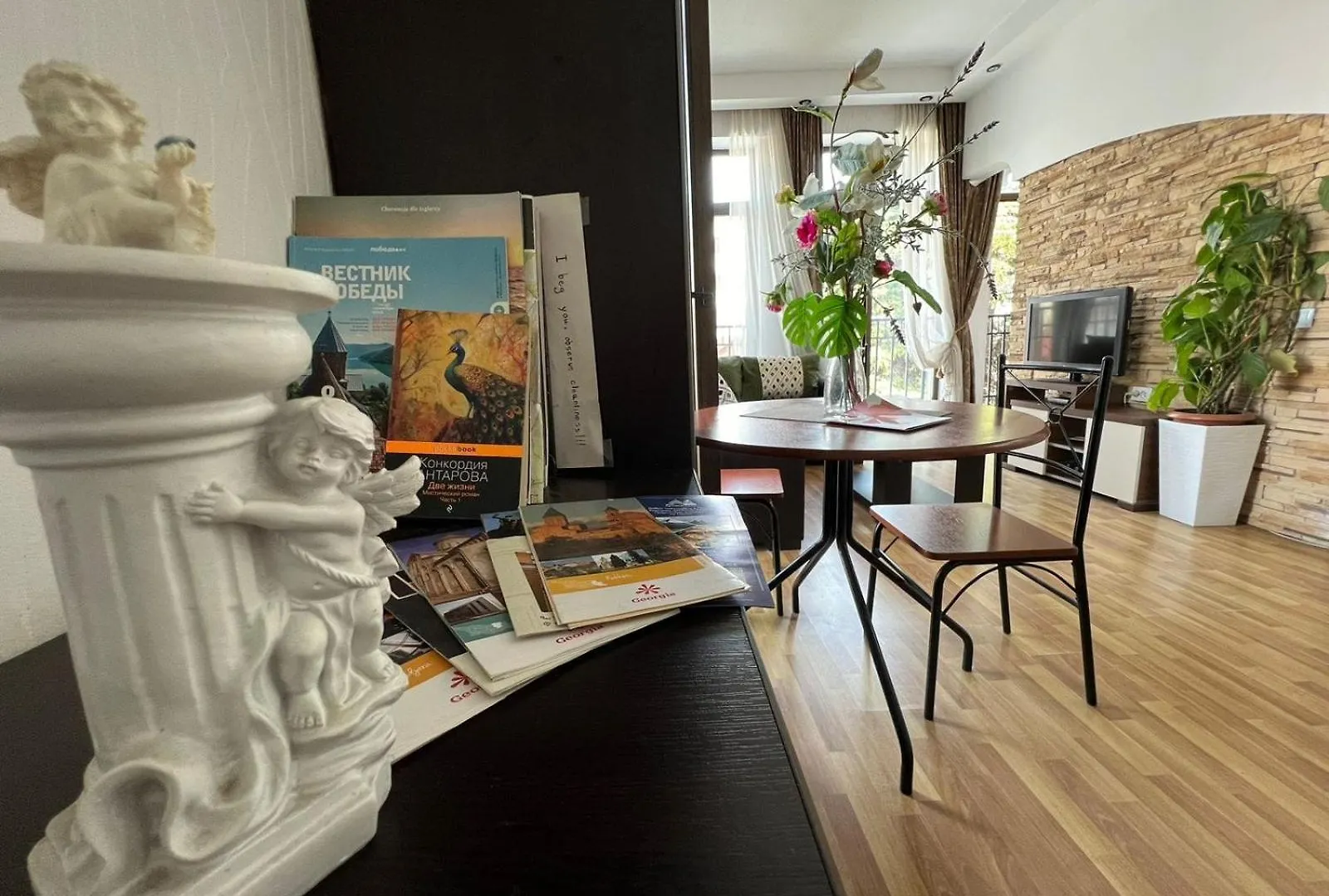 טביליסי Cozy Apartment In The City Center Mtatsminda 0*,  גאורגיה