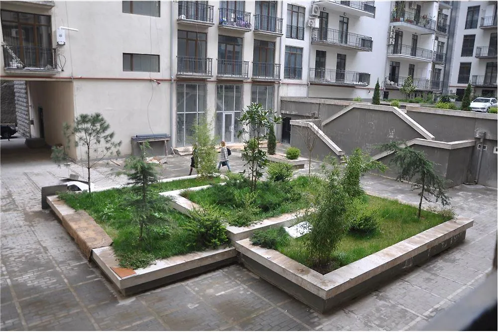 הקונטקטים של Cozy Apartment In The City Center Mtatsminda