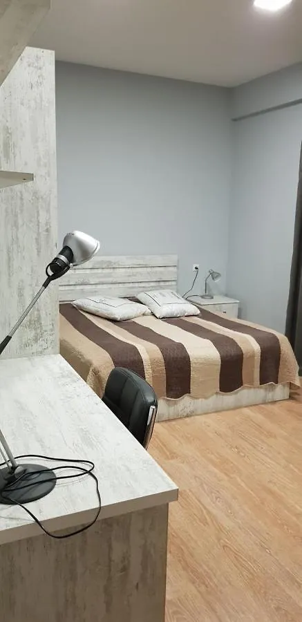 טביליסי Cozy Apartment In The City Center Mtatsminda גאורגיה